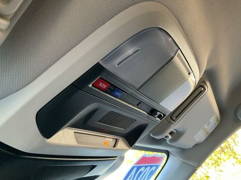 Used 2024 Subaru Crosstrek 2.5i Limited image 14