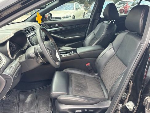 Used 2019 Nissan Maxima SR w/ Premium Package FWD image 7
