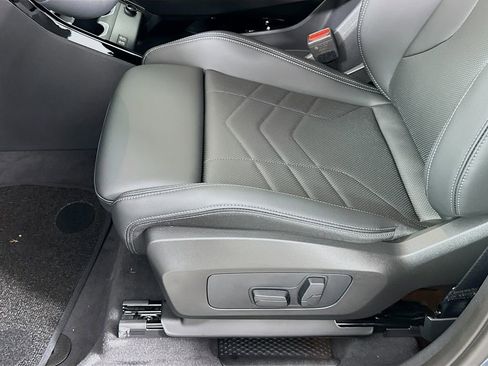 New 2026 BMW X1 xDrive28i w/ Convenience Package image 21