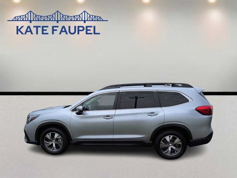 Used 2025 Subaru Ascent Premium AWD/4WD image 4