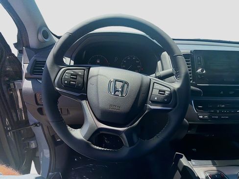 New 2026 Honda Ridgeline RTL image 10