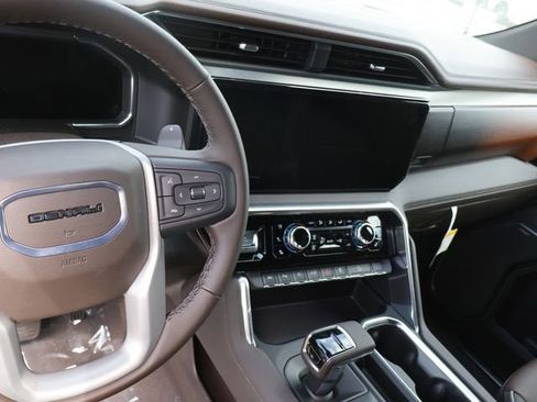 New 2026 GMC Sierra 1500 Denali AWD/4WD image 15