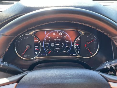 Used 2023 GMC Acadia Denali w/ Trailering Package image 12