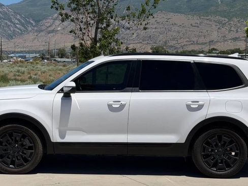 Used 2021 Kia Telluride EX w/ EX Premium Package AWD/4WD image 5