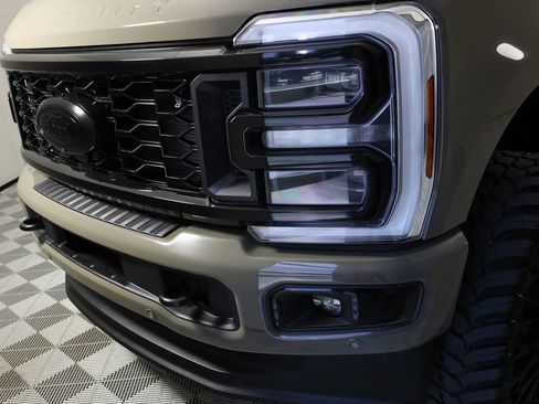 Used 2026 Ford F350 Platinum w/ Platinum Plus Package AWD/4WD image 43
