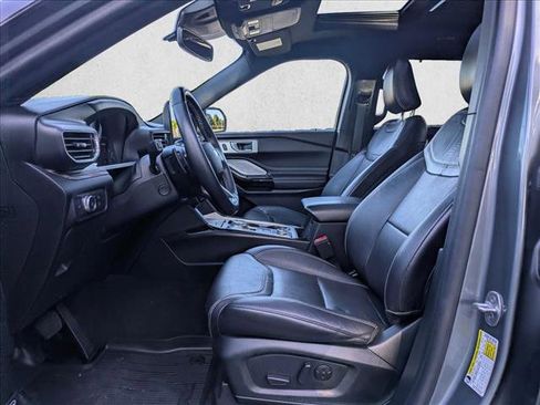 Used 2021 Ford Explorer ST w/ Equipment Group 401A AWD/4WD image 17