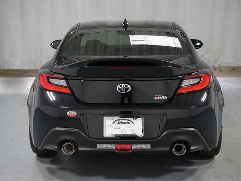New 2025 Toyota GR86 Premium image 7
