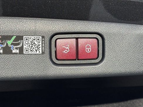 New 2026 Mercedes-Benz E 350 Sedan image 23