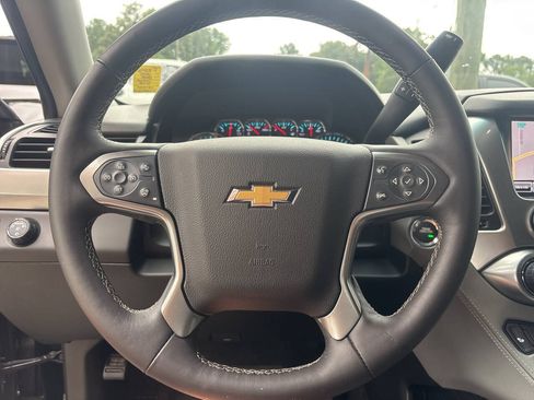 Used 2015 Chevrolet Tahoe LT RWD image 12