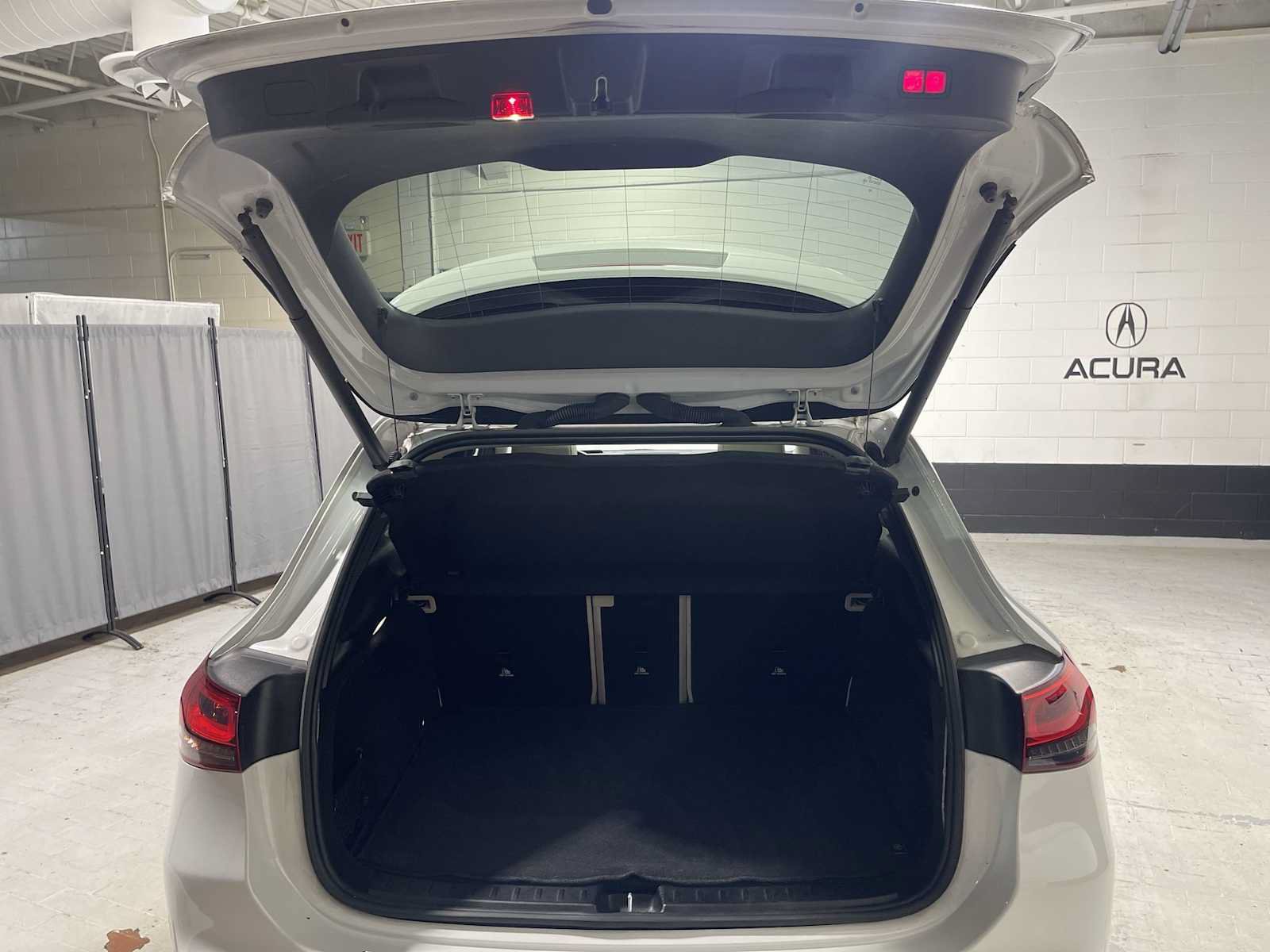 Used 2021 Mercedes-Benz GLA 250 4MATIC image 19