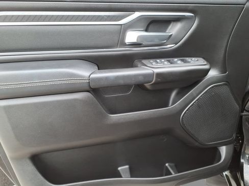 Used 2025 RAM 1500 Big Horn AWD/4WD image 17