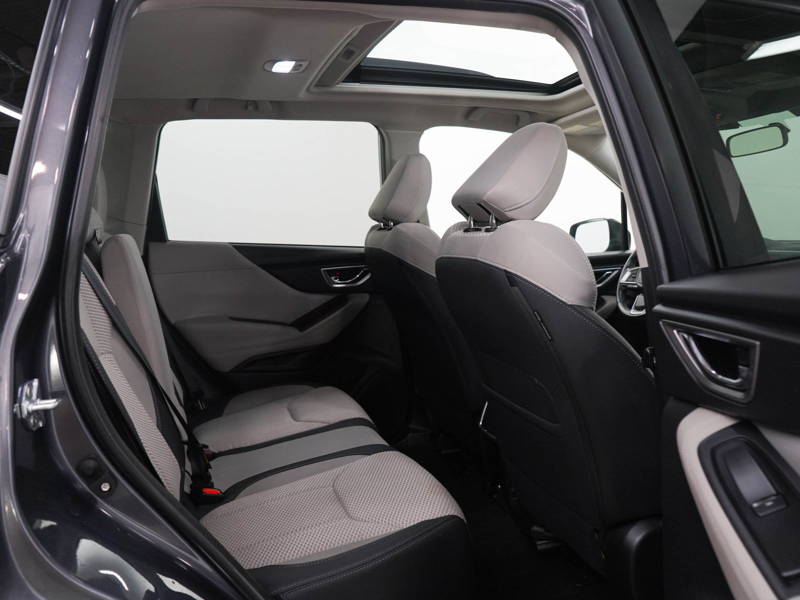 Used 2024 Subaru Forester Premium AWD/4WD image 12