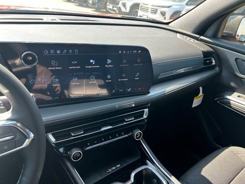 New 2026 Chevrolet Traverse LT w/ Driver Confidence Package image 36