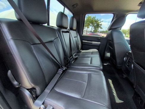 Used 2011 Ford F250 Lariat w/ Lariat Ultimate Pkg AWD/4WD image 19