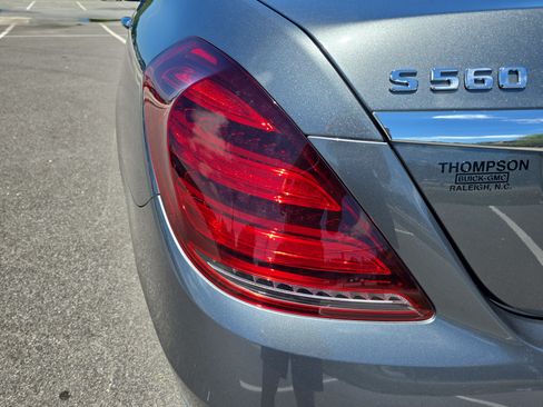 Used 2019 Mercedes-Benz S 560 4MATIC Sedan image 34