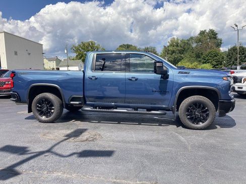 Used 2025 Chevrolet Silverado 2500 LTZ w/ Trail Boss Package AWD/4WD image 14