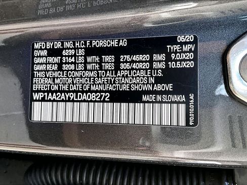 Used 2020 Porsche Cayenne image 34
