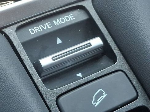 Used 2025 Honda HR-V Sport image 24