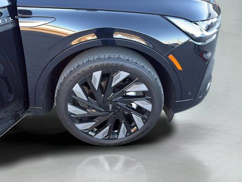 Used 2024 Lincoln Nautilus Reserve w/ Equipment Group 203A image 28