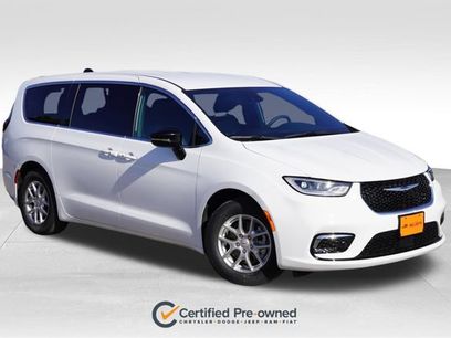 Certified 2026 Chrysler Pacifica Select