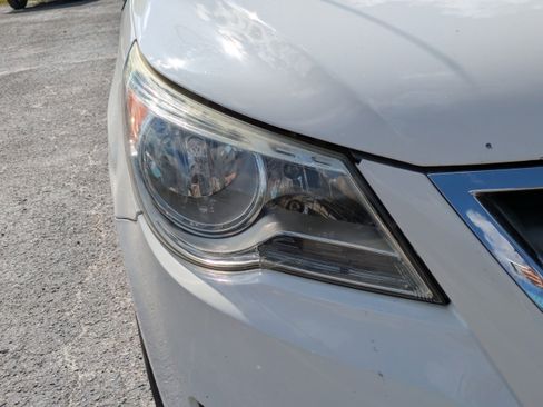 Used 2010 Volkswagen Routan SEL image 10