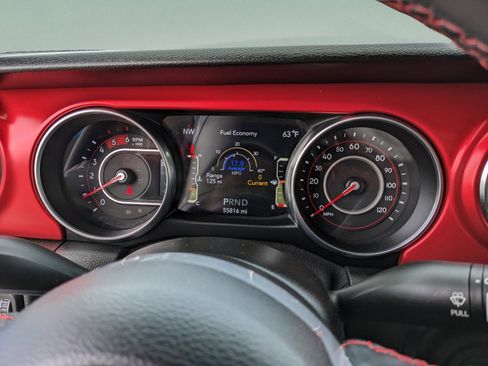 Used 2021 Jeep Wrangler Unlimited Rubicon w/ Safety Group image 40