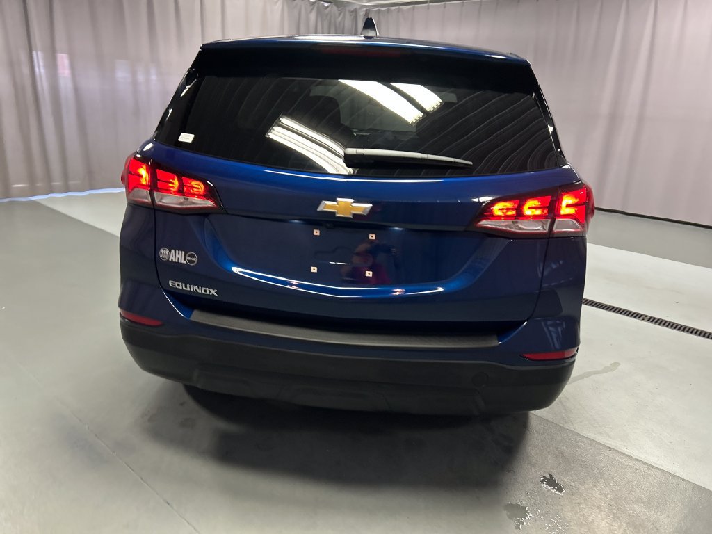 Used 2023 Chevrolet Equinox LS w/ LS Convenience Package FWD image 6