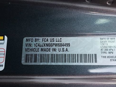 Used 2023 Jeep Wrangler Unlimited w/ Cold Weather Group AWD/4WD image 40