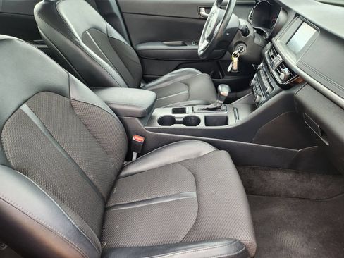 Used 2018 Kia Optima S FWD image 18