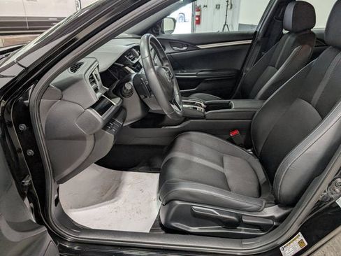 Used 2020 Honda Civic Sport image 13