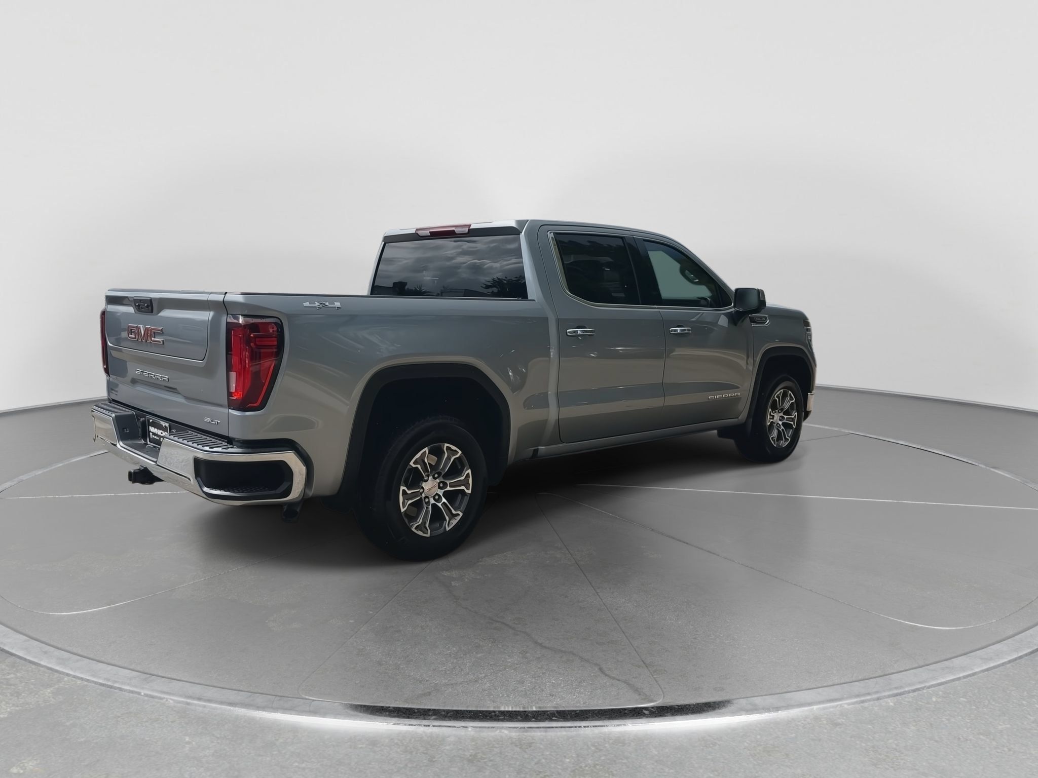 Certified 2026 GMC Sierra 1500 SLT AWD/4WD image 8