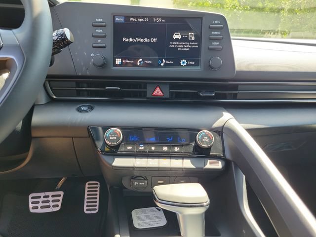 New 2026 Hyundai Elantra Sport FWD image 15