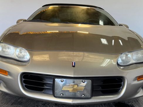 Used 2000 Chevrolet Camaro Z28 image 3