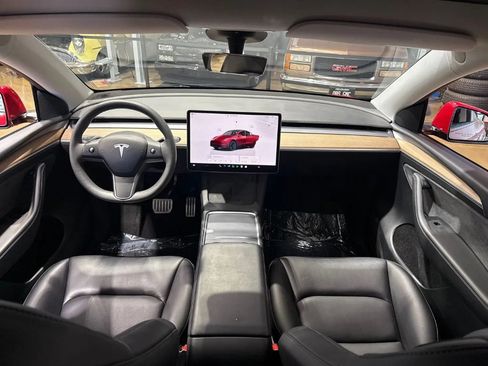 Used 2023 Tesla Model Y Performance AWD/4WD image 17