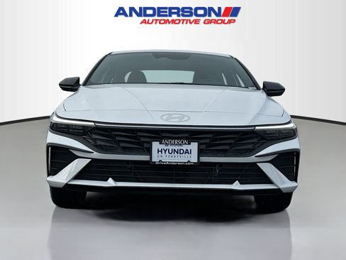 New 2026 Hyundai Elantra Sport image 13