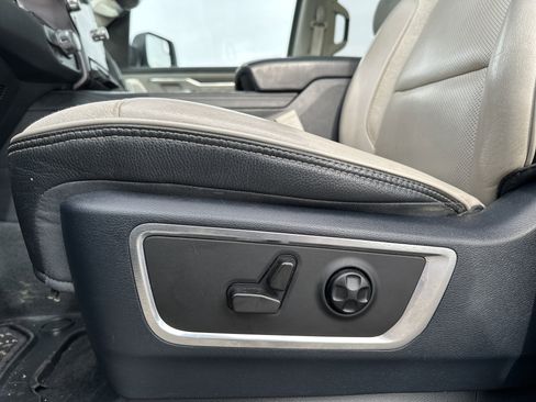 Used 2022 RAM 1500 Limited image 26