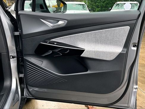 New 2026 Volkswagen ID.4 Pro image 28