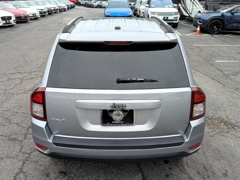 Used 2017 Jeep Compass Sport w/ Power Value Group image 8