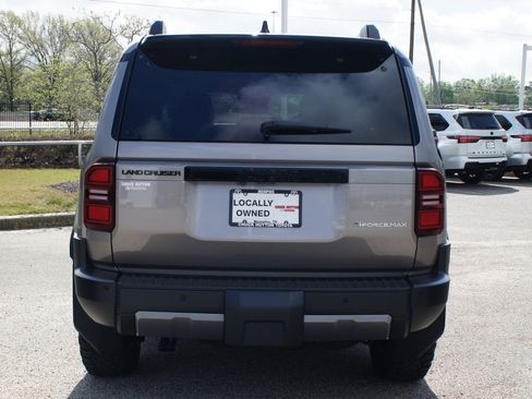 Used 2025 Toyota Land Cruiser AWD/4WD image 3