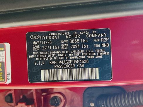 Certified 2023 Hyundai Elantra SEL FWD image 30