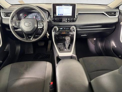 Used 2024 Toyota RAV4 LE FWD image 22