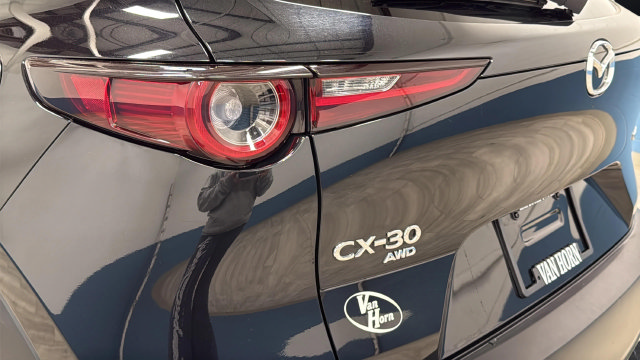 Used 2025 MAZDA CX-30 AWD 2.5 S w/ Select Sport Pkg image 9