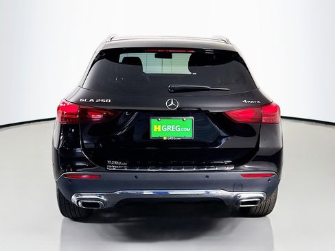 Used 2024 Mercedes-Benz GLA 250 4MATIC image 8