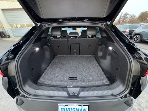 Used 2024 Volkswagen ID.4 Pro S image 21