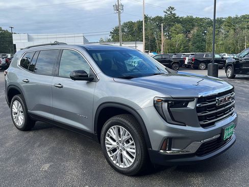 New 2026 GMC Acadia Elevation w/ Elevation Premium Package AWD/4WD image 3