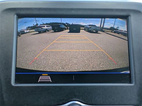 Used 2020 Chevrolet Equinox LT image 25