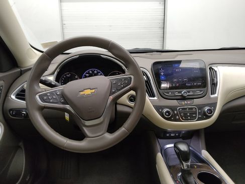 Used 2023 Chevrolet Malibu LT w/ Driver Confidence Package image 22