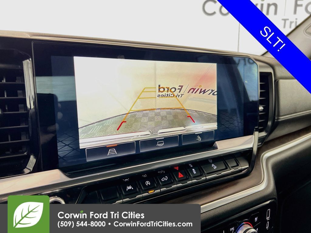 Used 2023 GMC Sierra 1500 SLT w/ SLT Convenience Package AWD/4WD image 20