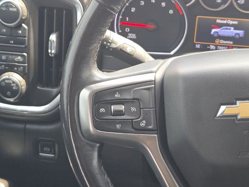 Used 2022 Chevrolet Silverado 2500 LT w/ Convenience Package image 18