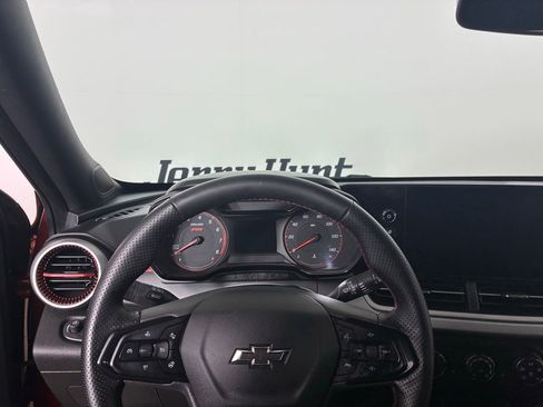 Used 2024 Chevrolet Trax RS w/ Driver Confidence Package image 20